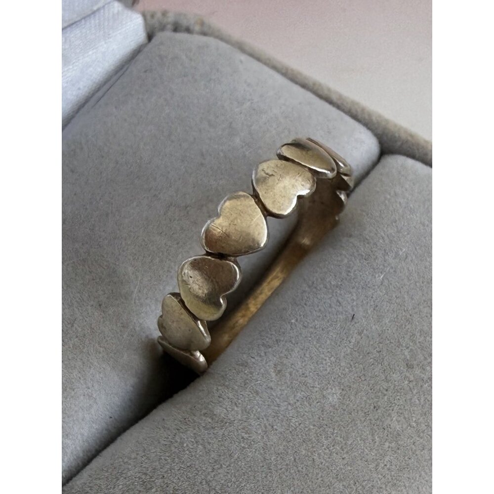 Vintage 90s Hearts Band Ring Dainty 925 Sterlling Silver Size 8 3/4 - Picture 3 of 10
